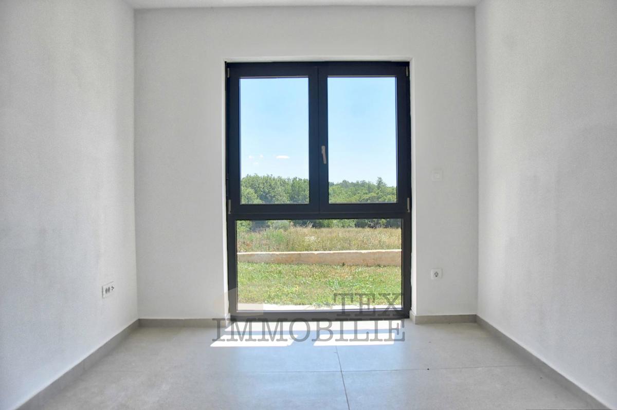Apartma v pritličju blizu morja, 94 m2