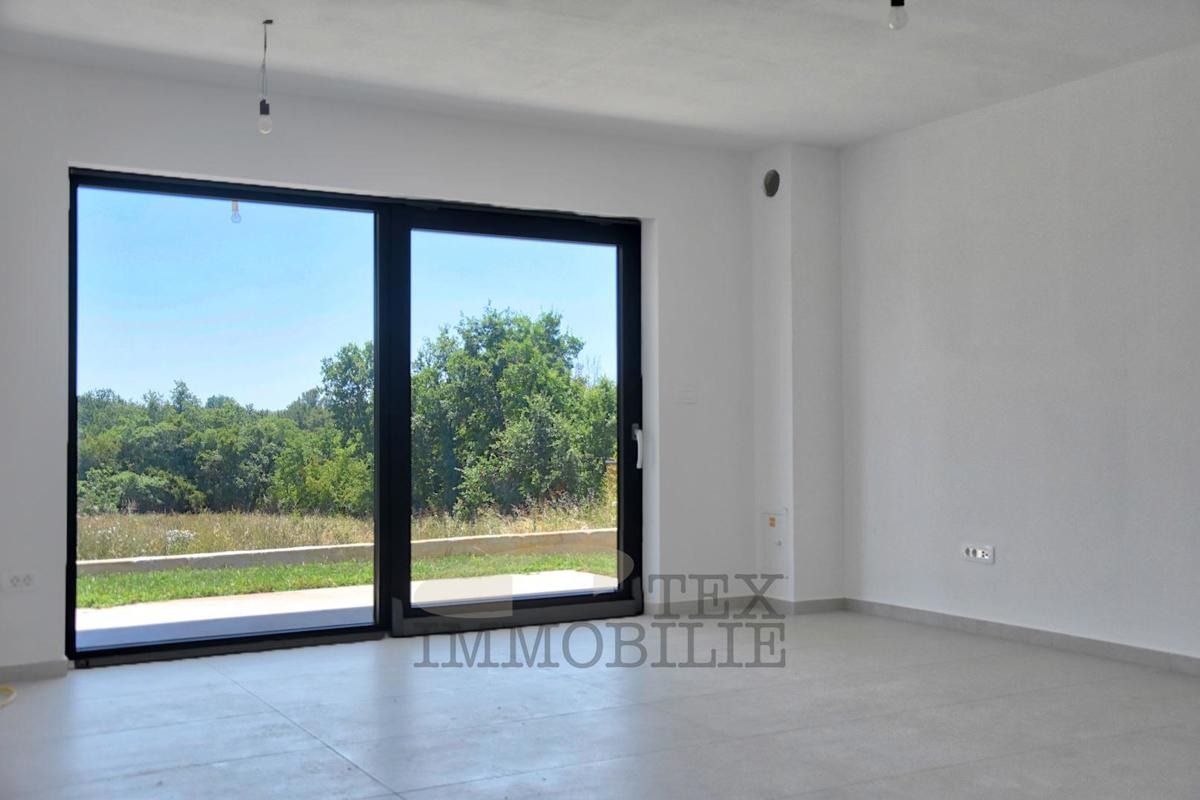 Apartma v pritličju blizu morja, 94 m2