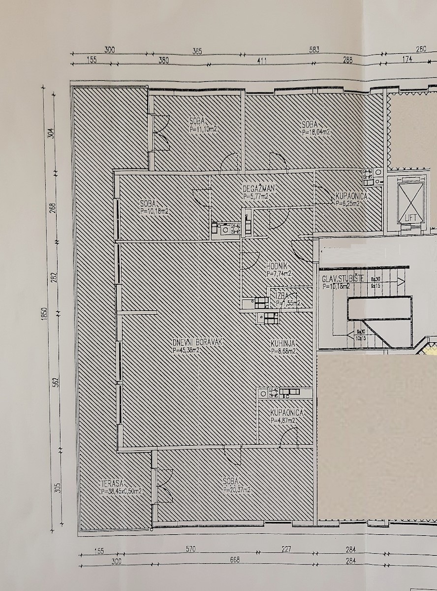 Zagreb, Trešnjevka, luksuzno petsobno stanovanje-penthouse, 3 parkirna mesta