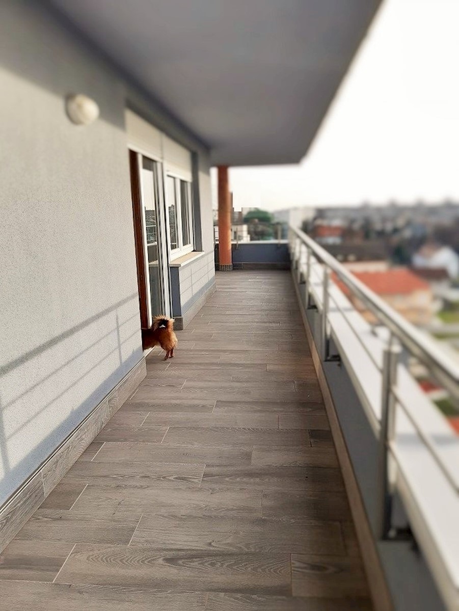 Zagreb, Trešnjevka, luksuzno petsobno stanovanje-penthouse, 3 parkirna mesta