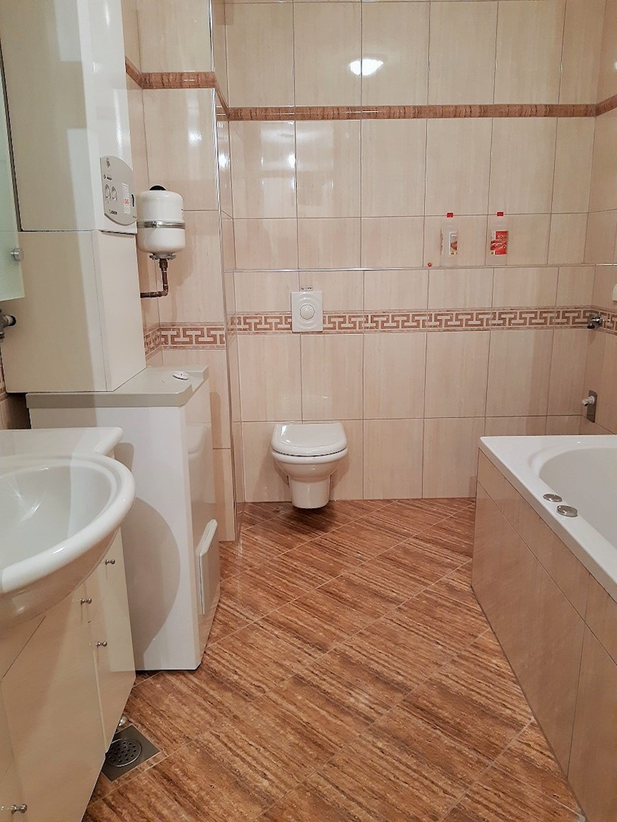 Zagreb, Trešnjevka, luksuzno petsobno stanovanje-penthouse, 3 parkirna mesta