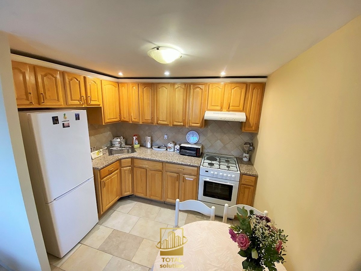 Rabac, ekskluzivna vila 350 m2 s fantastičnim pogledom na morje!!