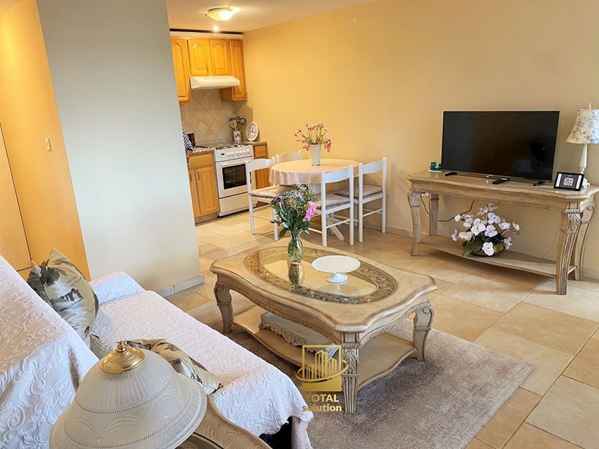 Rabac, ekskluzivna vila 350 m2 s fantastičnim pogledom na morje!!