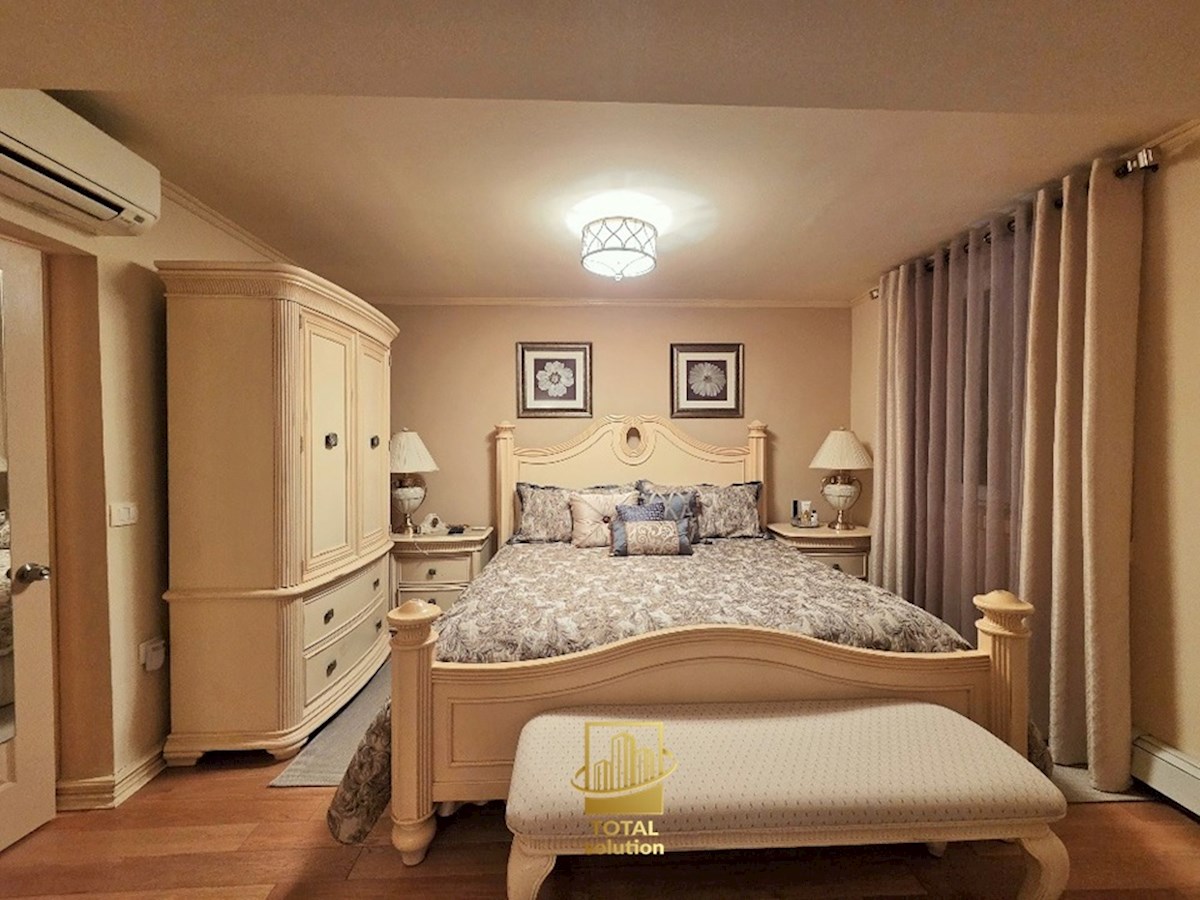 Rabac, ekskluzivna vila 350 m2 s fantastičnim pogledom na morje!!