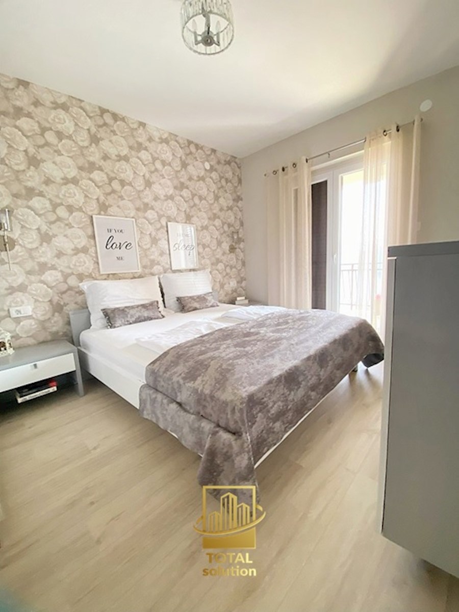 Rabac, ekskluzivna vila 350 m2 s fantastičnim pogledom na morje!!