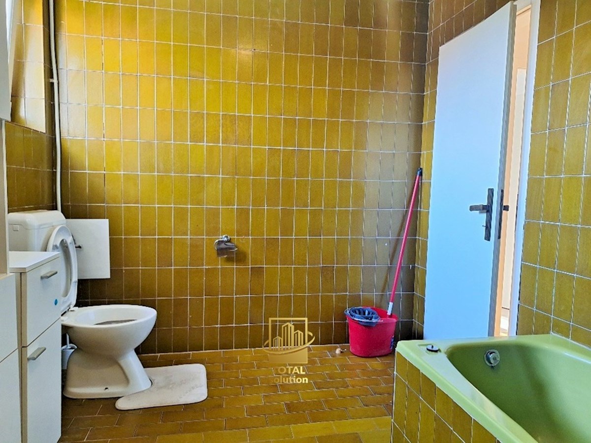 Zadar – Brodarica, štirisobno stanovanje, 104 m², z razgledom na morje, 2. nadstropje (prodaja)