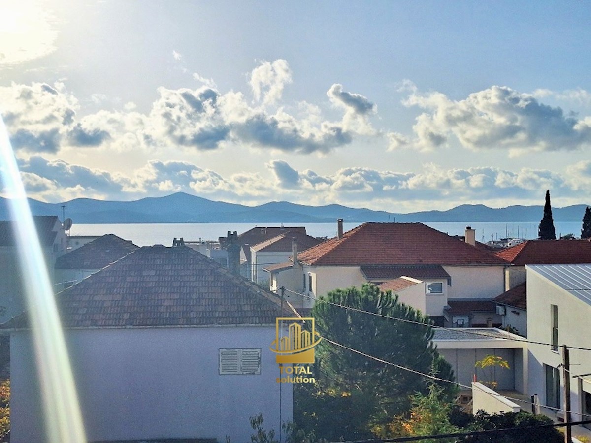 Zadar – Brodarica, štirisobno stanovanje, 104 m², z razgledom na morje, 2. nadstropje (prodaja)