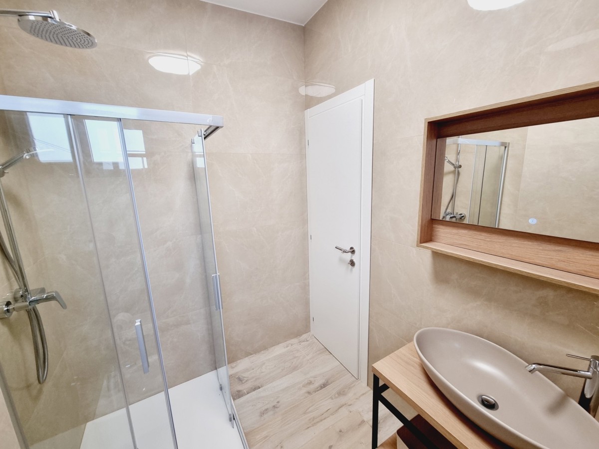 Apartma s pogledom na morje in blizu plaže v bližini Umaga