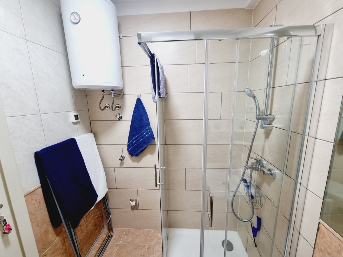 Popolnoma opremljeno stanovanje v centru Novigrada