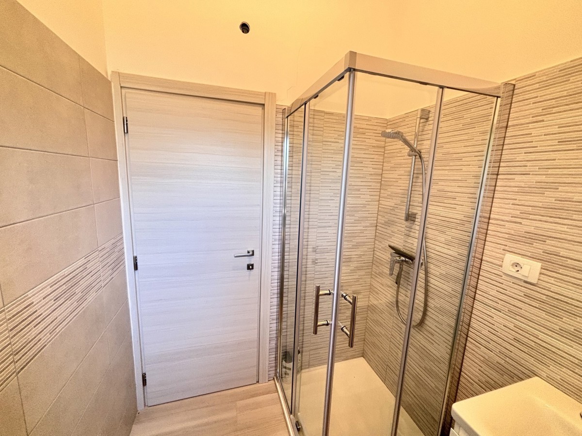 Čudovita enonadstropna hiša na mirni lokaciji v Novigradu