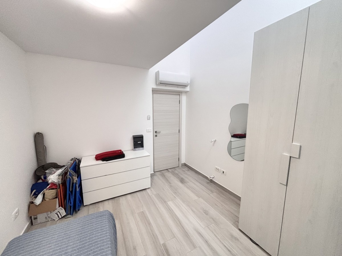 Čudovita enonadstropna hiša na mirni lokaciji v Novigradu