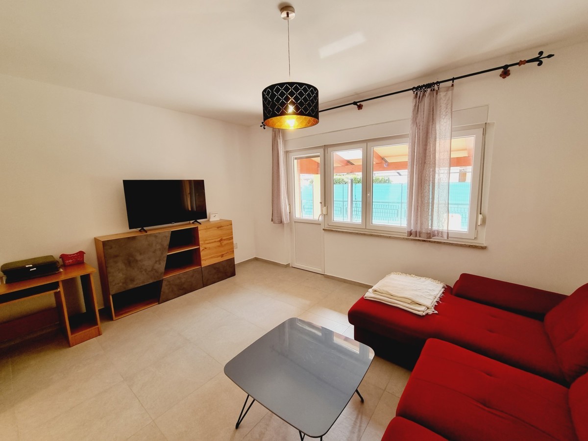 Apartma le 50 m od plaže in centra Novigrada