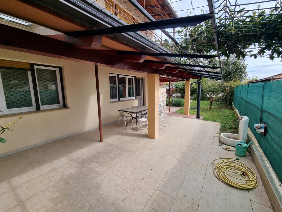 Apartma le 50 m od plaže in centra Novigrada