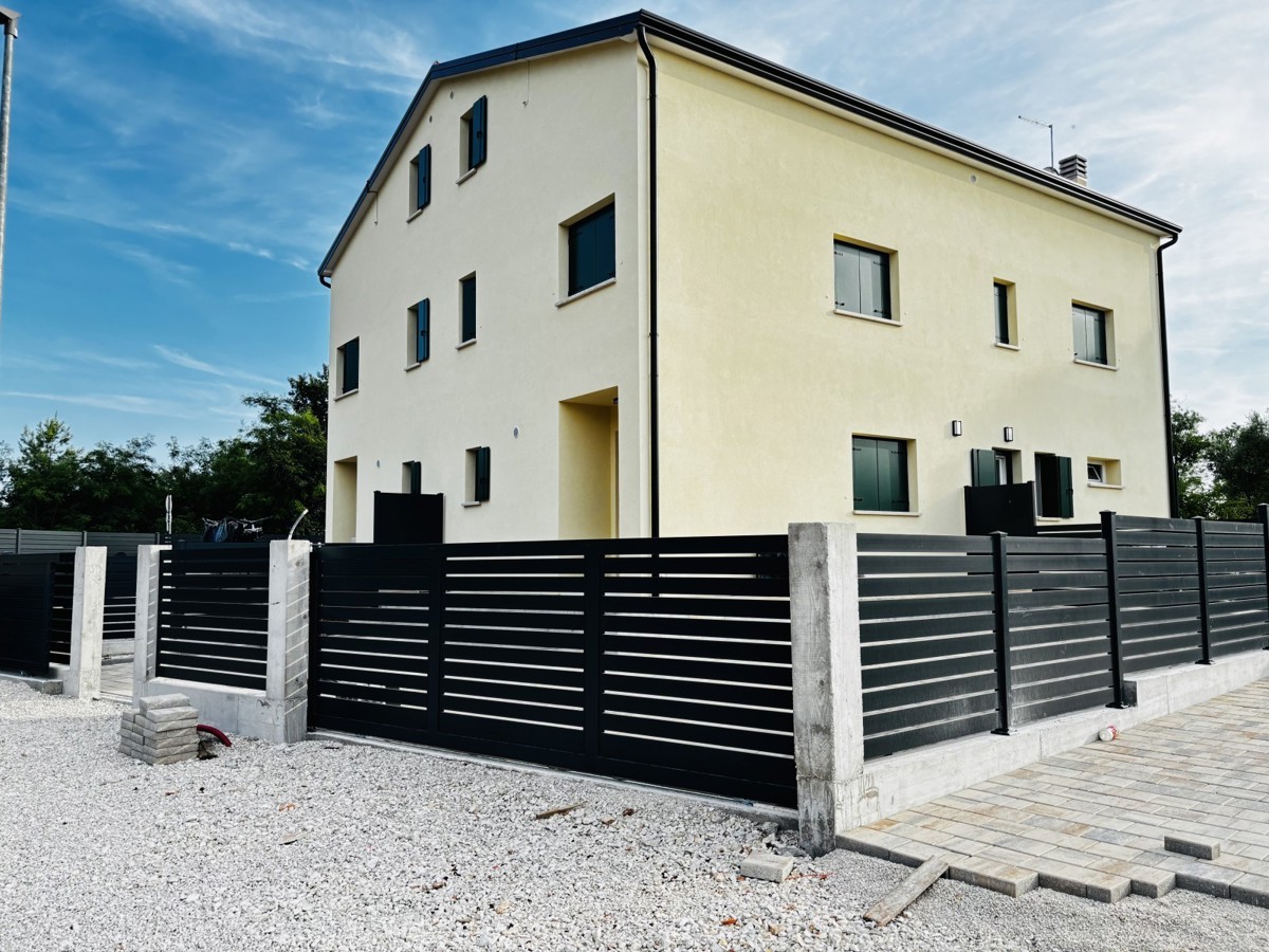 Stanovanje v manjšem stanovanjskem objektu v bližini Umaga