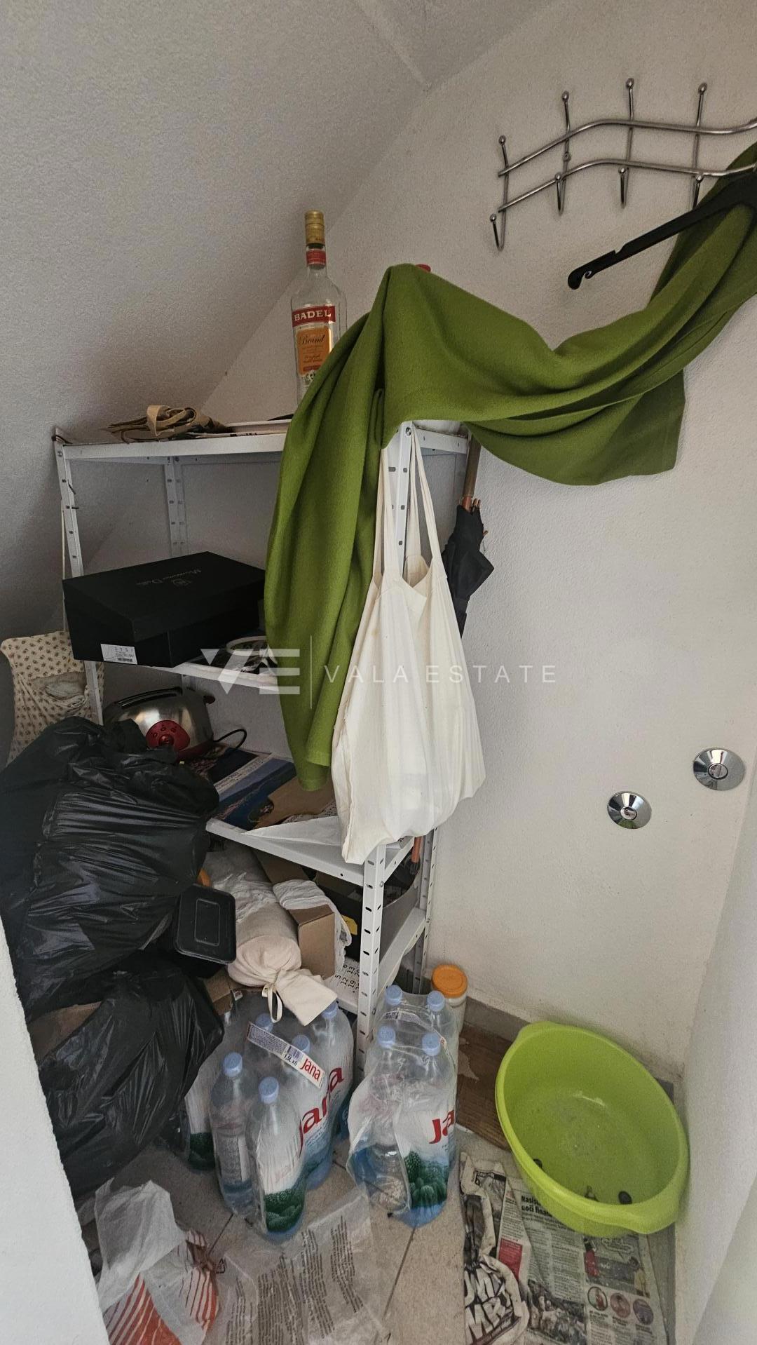 SAMOSTOJNA HIŠA V BLIŽINI MORJA IN CENTRA