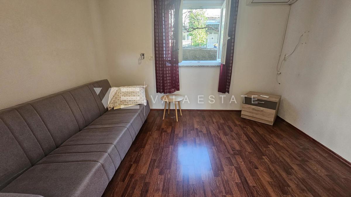 SAMOSTOJNA HIŠA V BLIŽINI MORJA IN CENTRA