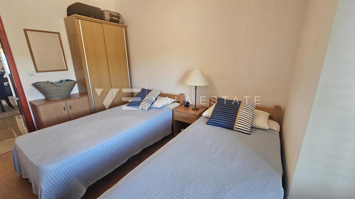 OPREMLJENi APARTMA S PANORAMSKIM POGLEDOM NA MORJE