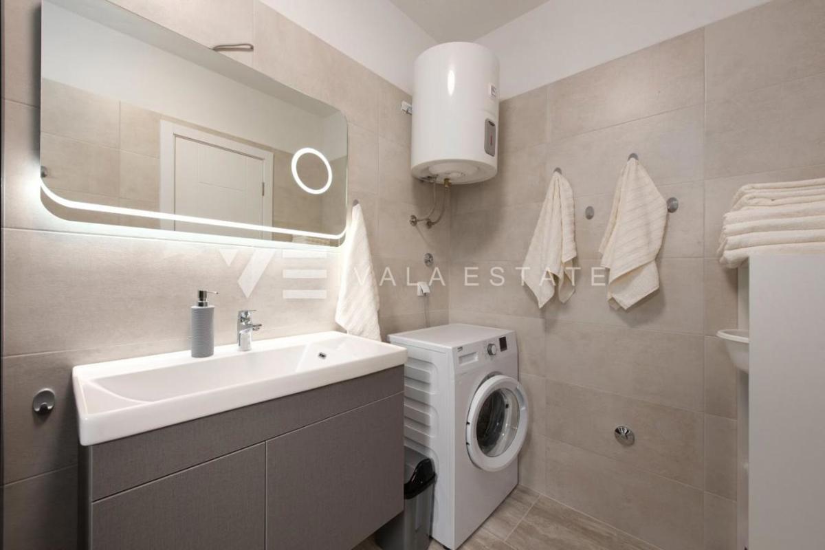 APARTMA NA MIRNI LOKACIJI V BLIŽINI MORJA