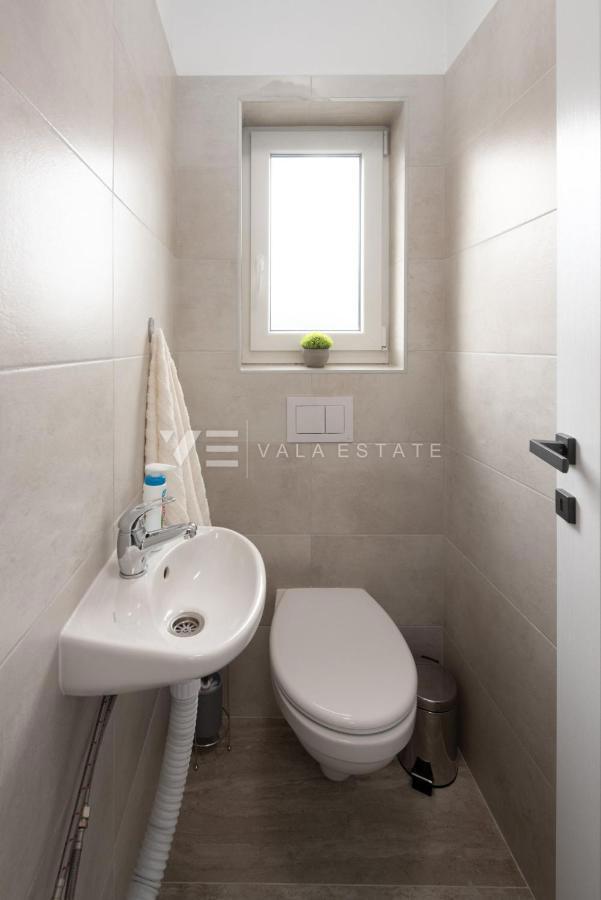 APARTMA NA MIRNI LOKACIJI V BLIŽINI MORJA