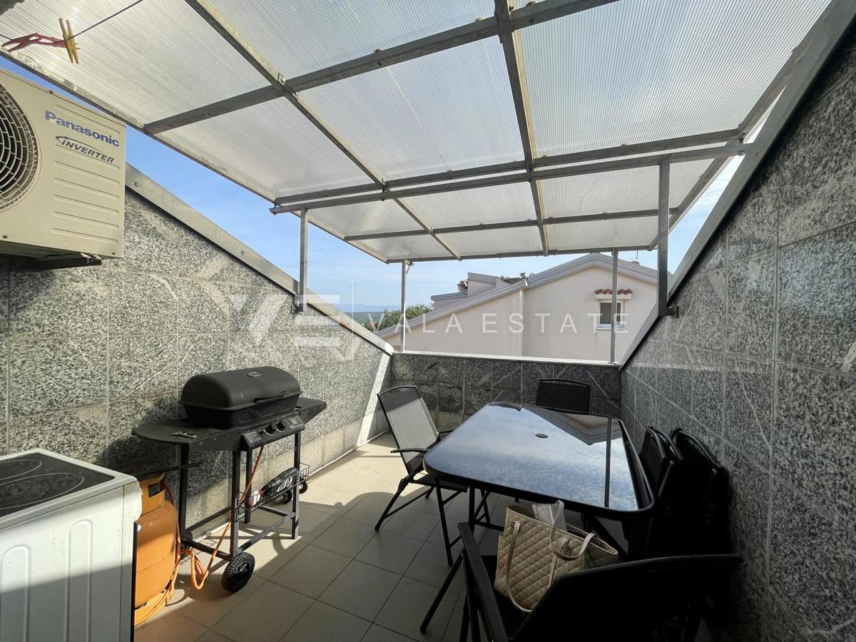 ENOSOBNI APARTMA V BLIŽINI ČUDOVITIH PLAŽ