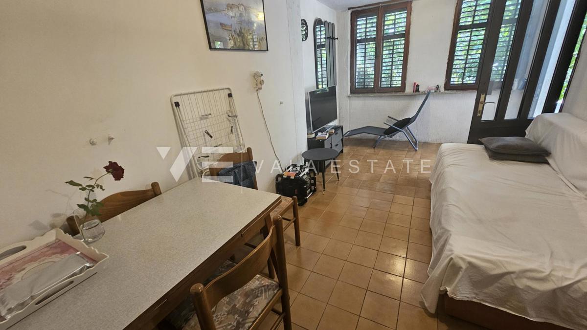 DOPPELHAUS MIT DREI WOHNUNGEN UND MEERBLICK IN STRANDNÄHE