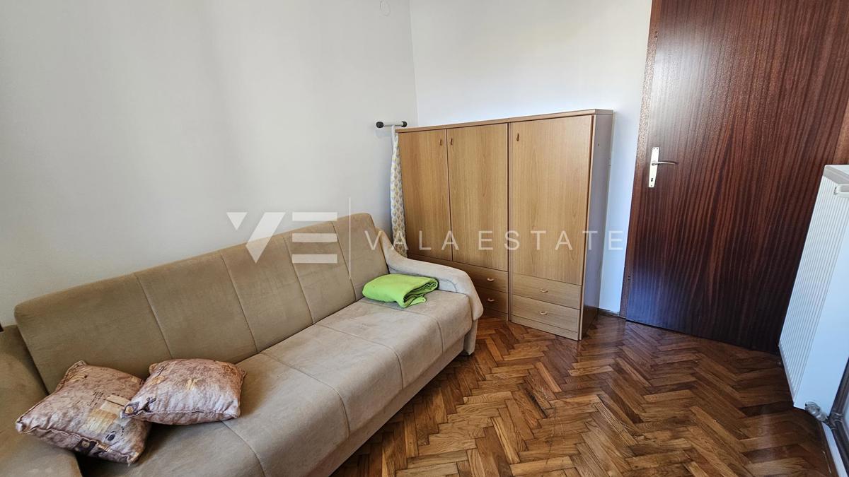 APARTMA NA ATRAKTIVNI LOKACIJI SAMO 30 M DO PLAŽE