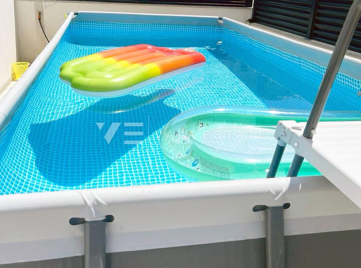 MODERNI PRITLIČNI APARTMA Z VRTOM NA MIRNI LOKACIJI