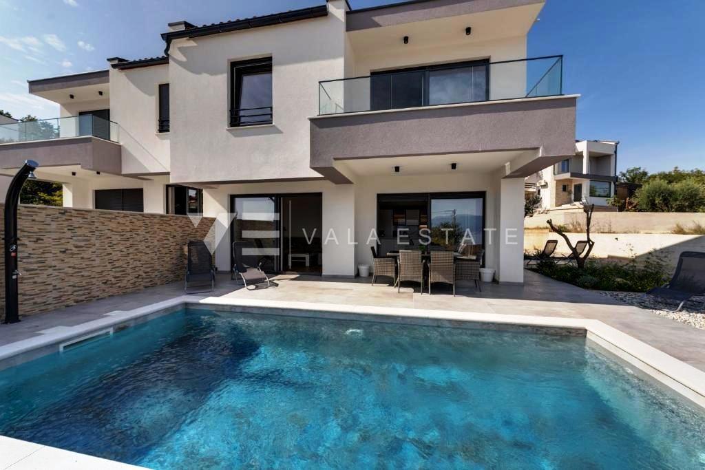 MODERNA HIŠA Z DVEMA DVONADSTROPNIMA STANOVANJEMA IN POGLEDOM NA MORJE