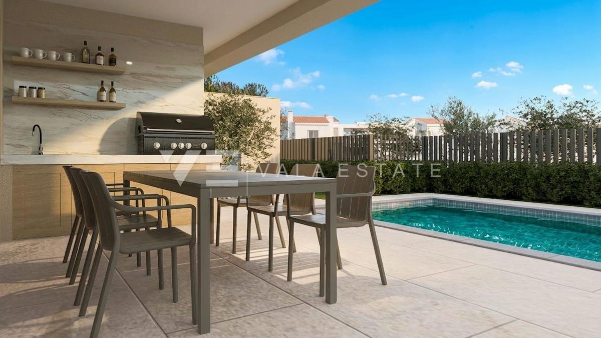 NOVA POL-SAMOSTOJNA HIŠA Z BAZENOM NA MIRNI LOKACIJI