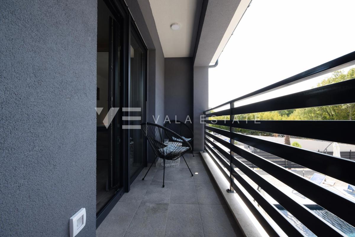 NOVOGRADNJA! SODOBNA NOVA SAMOSTOJNA HIŠA NA ČUDOVITI LOKACIJI, OBKROŽENA Z NARAVO