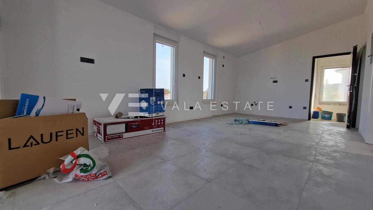 APARTMA V NOVOGRADNJI S POGLEDOM NA MORJE