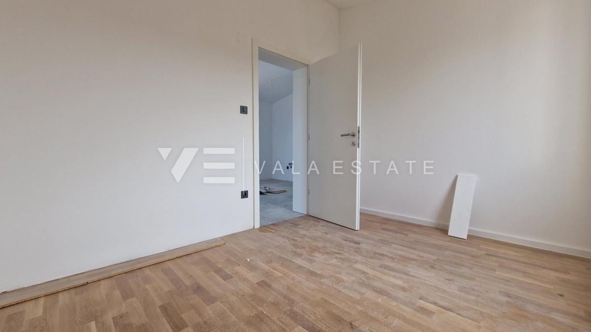 APARTMA V NOVOGRADNJI S POGLEDOM NA MORJE