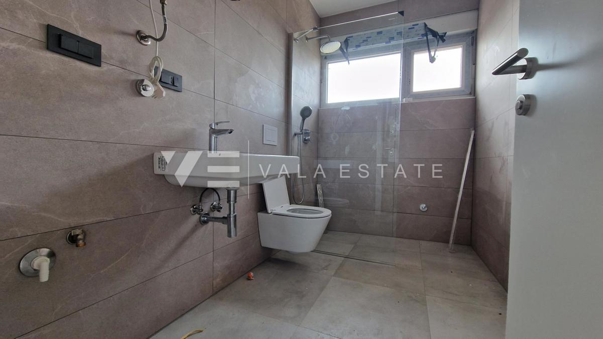 APARTMA V NOVOGRADNJI S POGLEDOM NA MORJE