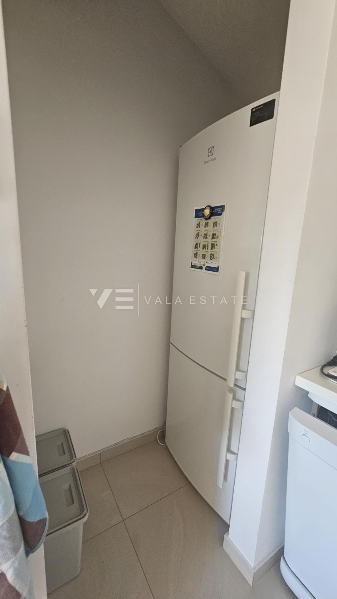 UDOBNI PENTHOUSE APARTMA V BLIŽINI PLAŽE IN CENTRA