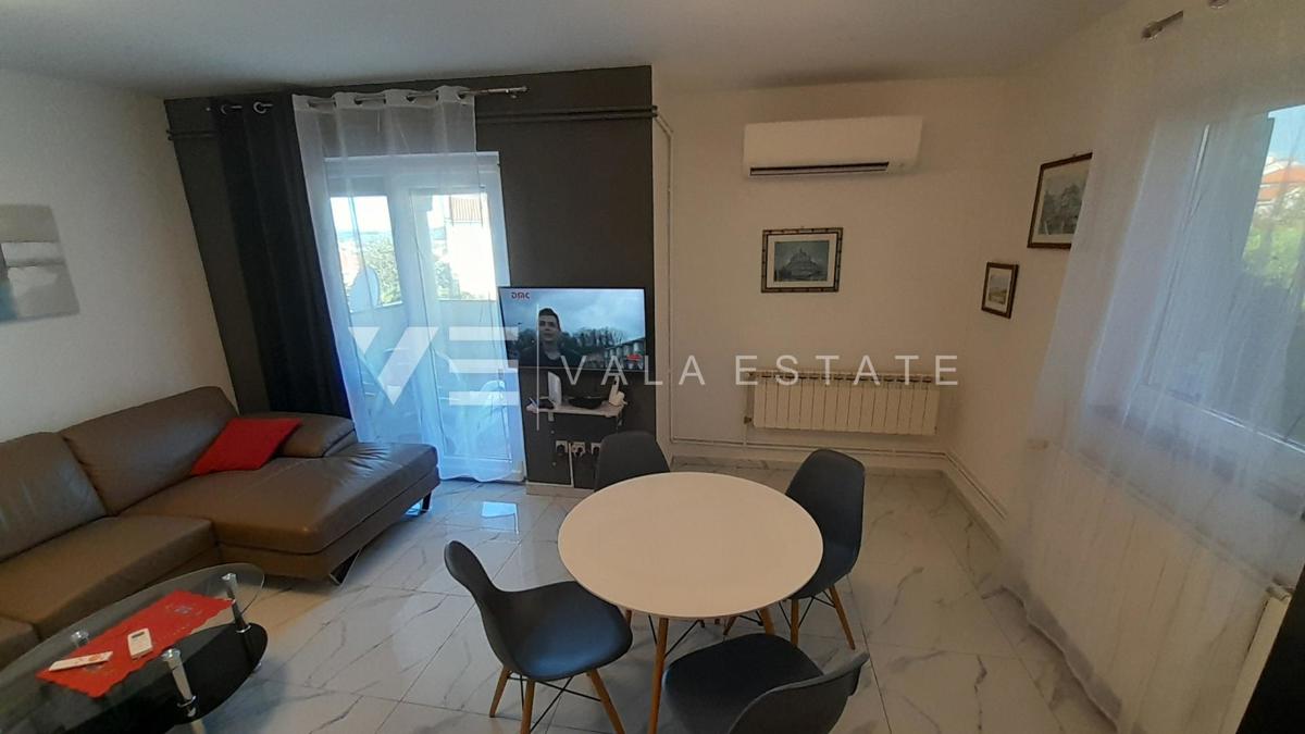 OPREMLJENI APARTMA V BLIŽINI MORJA IN CENTRA