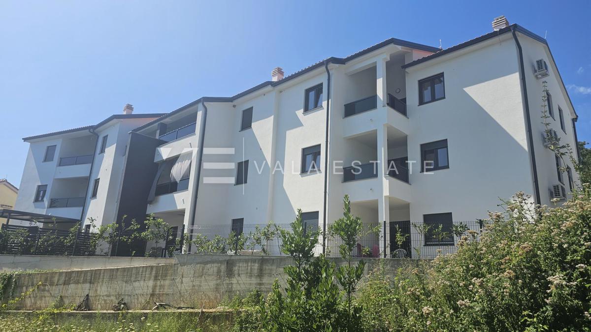 DVOSOBNI APARTMA V PRVEM NADSTROPJU NOVOGRADNJE