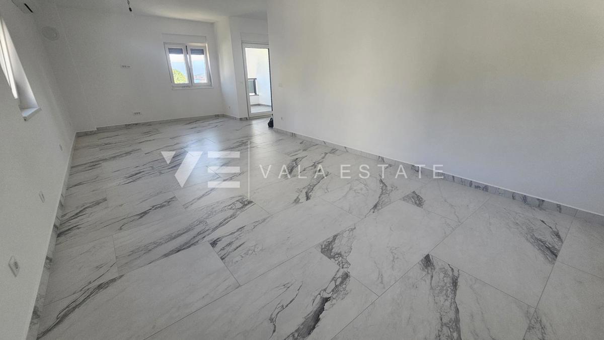 DVOSOBNI APARTMA V PRVEM NADSTROPJU NOVOGRADNJE