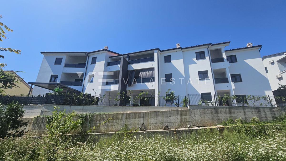DVOSOBNI APARTMA V PRVEM NADSTROPJU NOVOGRADNJE