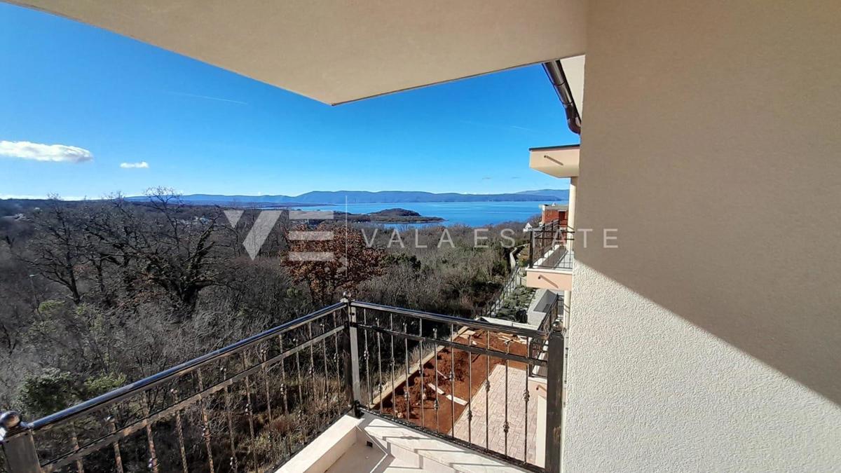 NOVI DVOSOBNI APARTMA S POGLEDOM NA MORJE