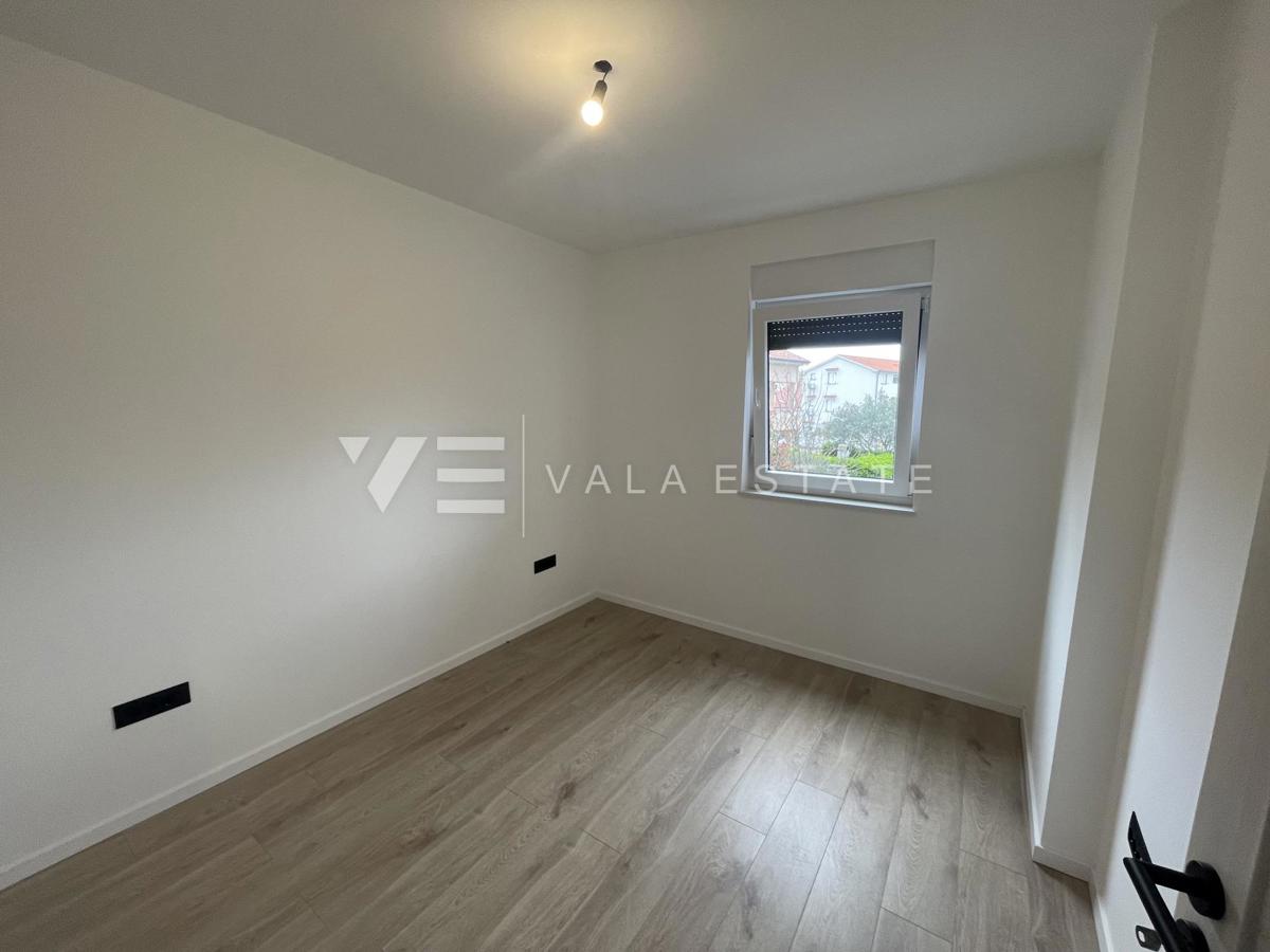 APARTMA NA MIRNI LOKACIJI S POGLEDOM NA MORJE