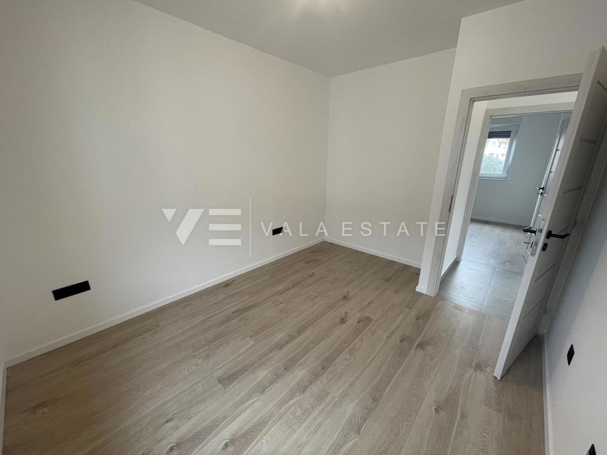 APARTMA NA MIRNI LOKACIJI S POGLEDOM NA MORJE