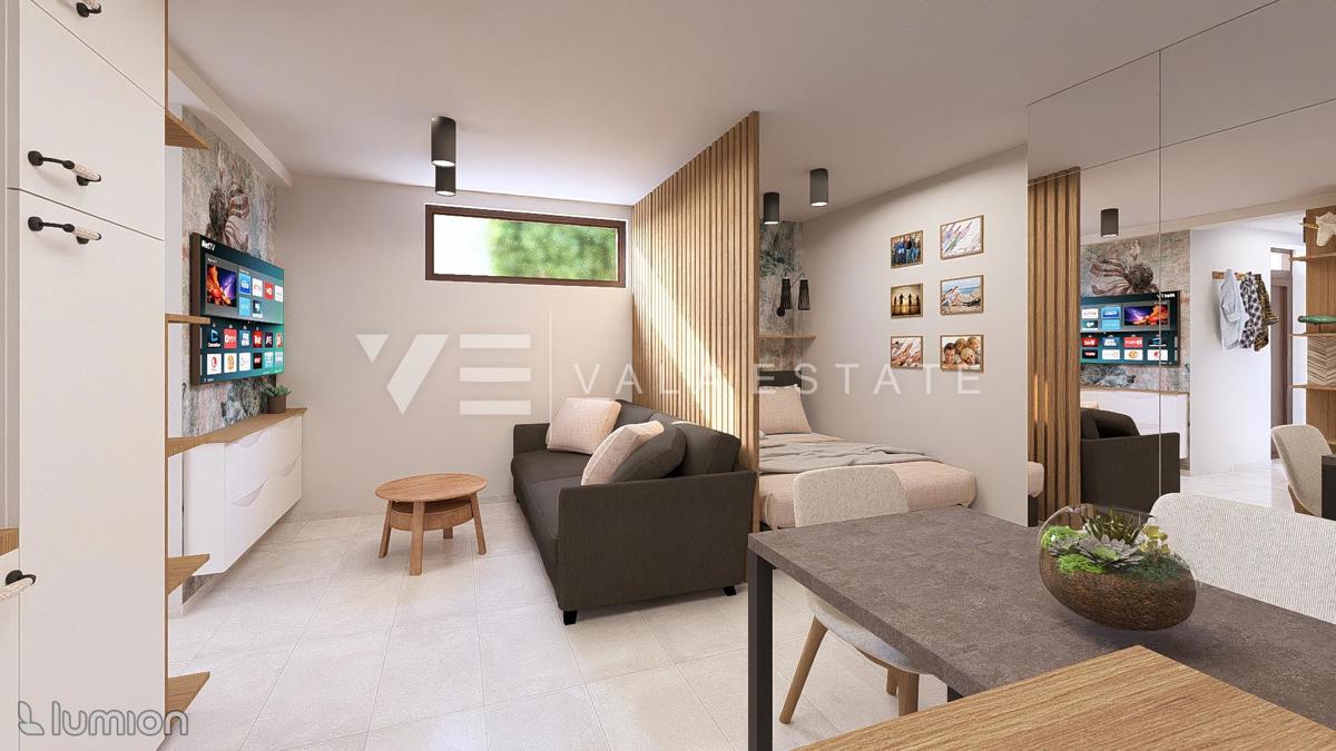 PRITLIČNI APARTMA Z VRTOM NA MIRNI LOKACIJI