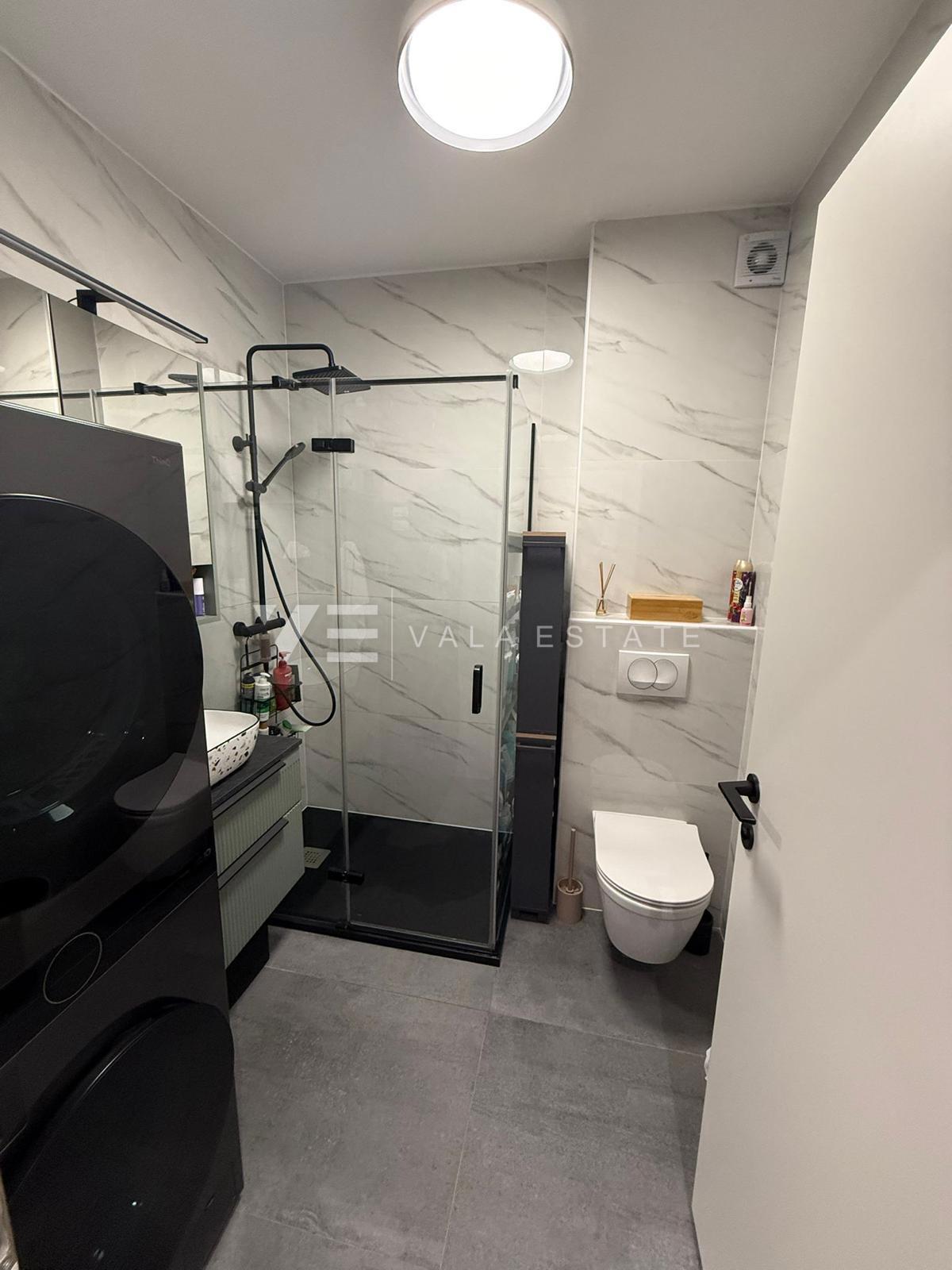 OPREMLJENI ENOSOBNI APARTMA NA MIRNI LOKACIJI