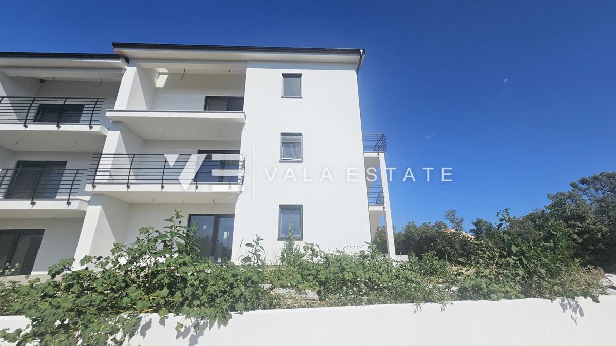 DVOSOBNI APARTMA V NOVOGRADNJI S POGLEDOM NA MORJE