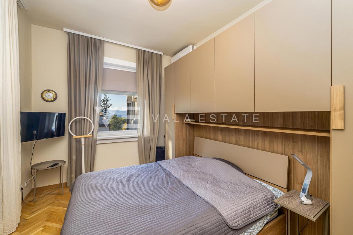 PRITLIČNA HIŠA Z VRTOM SAMO 400 M OD MORJA