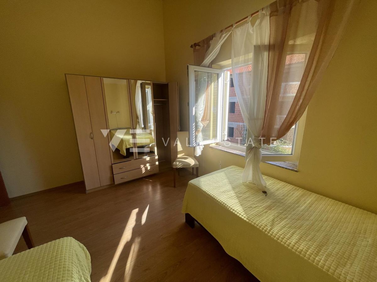 APARTMA Z POGLEDOM NA MORJE SAMO 50 M OD PLAŽE