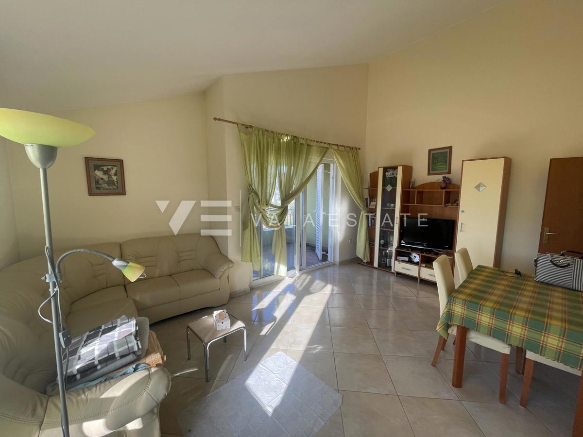 APARTMA Z POGLEDOM NA MORJE SAMO 50 M OD PLAŽE