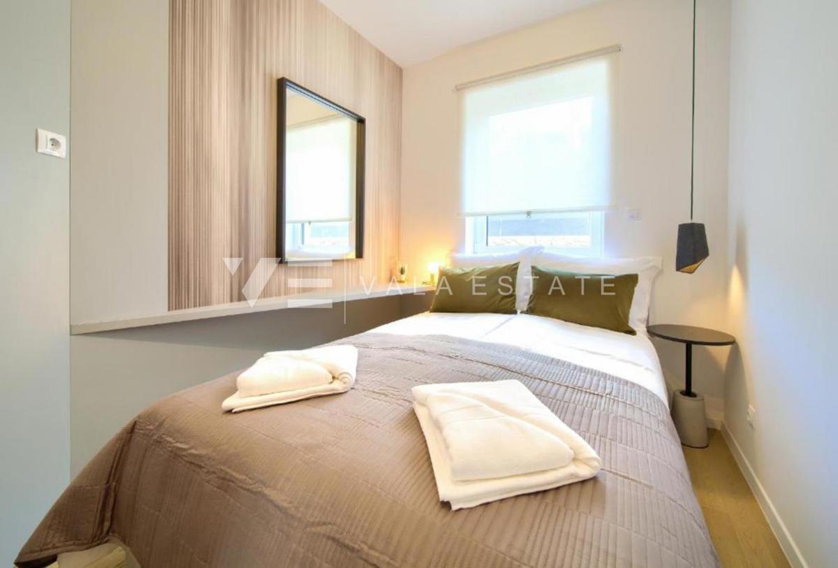 UDOBNI OPREMLJENI APARTMA V BLIŽINI CENTRA IN MORJA