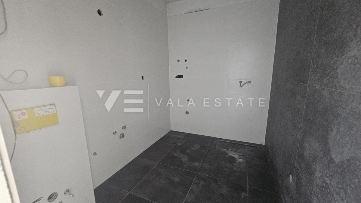APARTMA V PRITLIČJU NOVOGRADNJE Z VRTOM