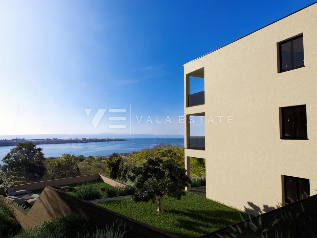 APARTMA Z ODPRTIM POGLEDOM NA MORJE V BLIŽINI PLAŽE